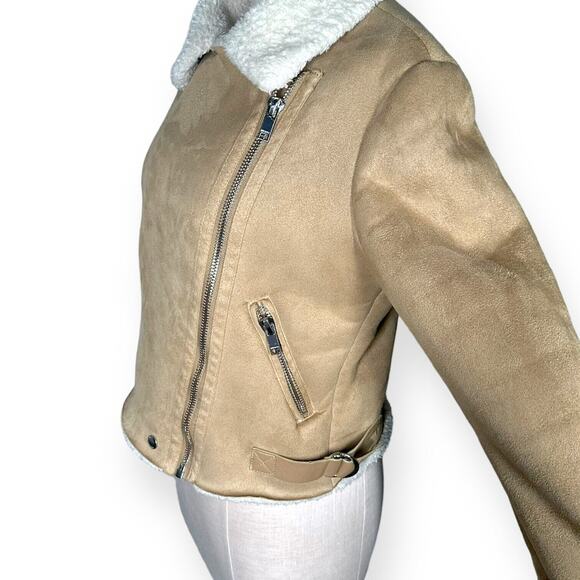BERSHKA Suede Sherpa Lined Cropped Jacket Wide Notch Lapel Zip Warm Beige Small - Picture 4 of 12